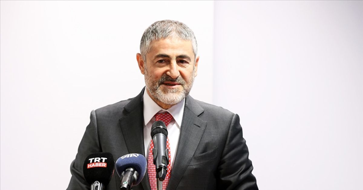 Bakan Nebati: Türkiye enflasyonu üretimle yeniyor