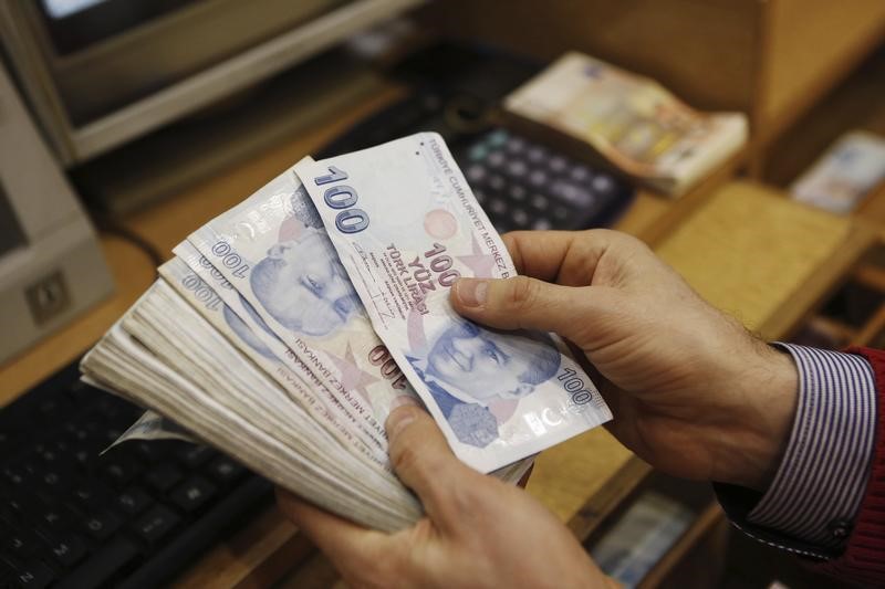 Çalışma Bakanlığı, memur emeklilerinin maaş farkının ne vakit ödeneceğini açıkladı