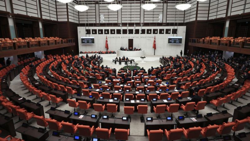 EYT düzenlemesi için saat verildi