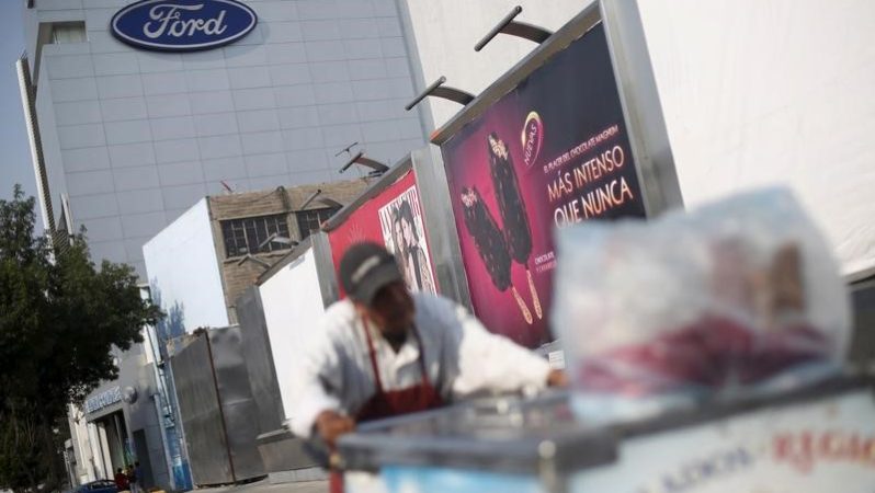 Ford, Mach-E üretimini “önemli ölçüde” artırırken fiyatları indirecek