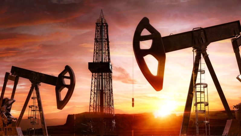 Petrolde Fed öncesi kayıp yüzde 1’i aştı