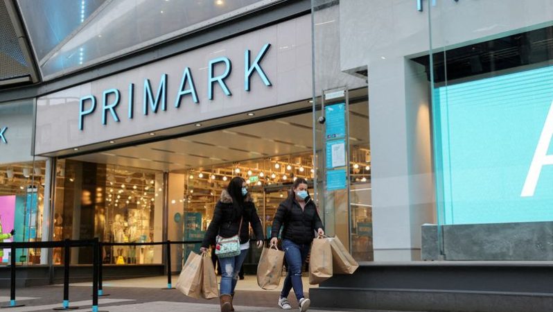 Primark’ın güçlü Noel dönemi, kârda düşüş beklentisinin gölgesinde kaldı