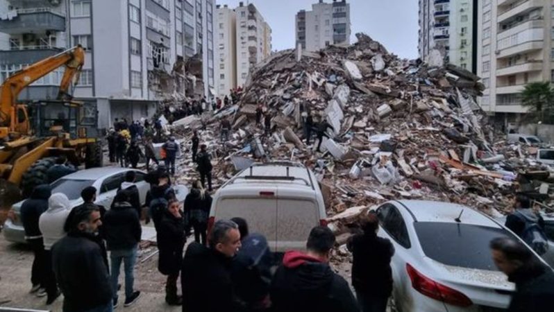ABD, Avustralya ve Yeni Zelanda zelzeleler nedeniyle Türkiye’ye yardım gönderecek