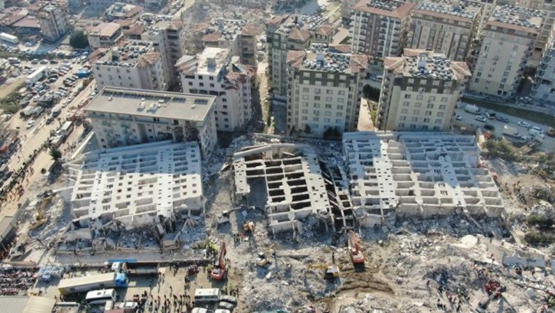 Afet bölgesinde Zelzele Hataları Soruşturma Ofisleri kurulacak