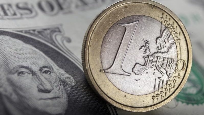 Analistler, euro/dolar çiftinin haftalık görünümünü nasıl kıymetlendiriyor?