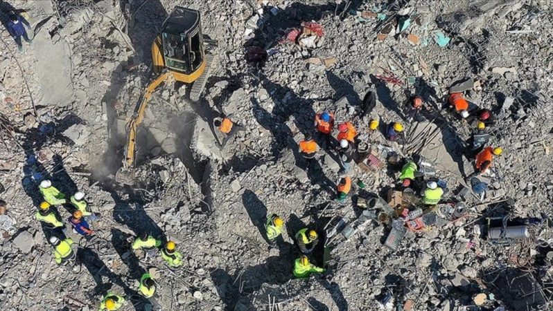 Depremzedenin düşük faizli kredi borcu ertelendi