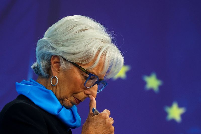 “ECB kendini köşeye sıkıştırdı”