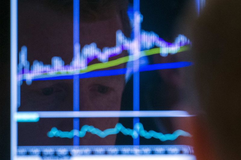Faiz indirimi borsa ve dövize nasıl yansıdı?