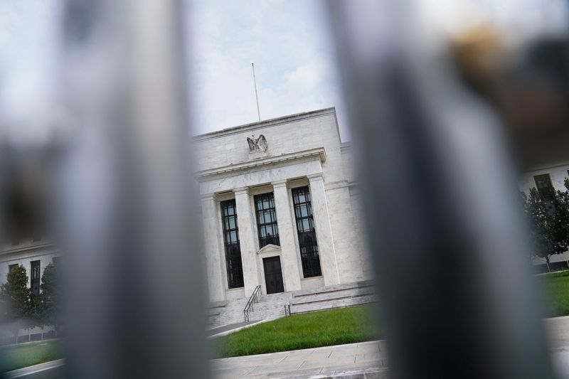 FOMC tutanakları: Fed piyasalara inanç mi verecek, dehşet mu?