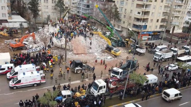 Google, zelzele bölgesindeki inançlı bölgelerin listesini paylaştı