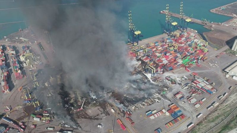 İskenderun Limanı’nda yangın denetim altına alındı