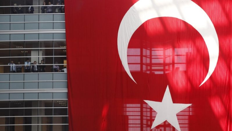 Kripto borsaları, Türkiye’de zelzele bölgesine yardım etmenin yollarını arıyor