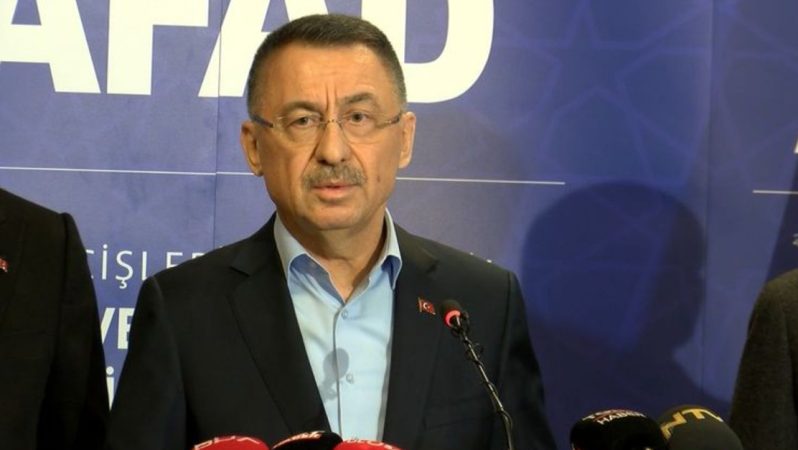Oktay: Zelzele bölgesinde arama kurtarma faaliyetleri sürüyor