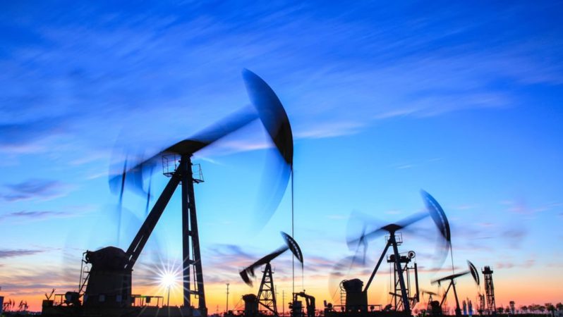 Petrolde aşağı taraflı ivme sürüyor