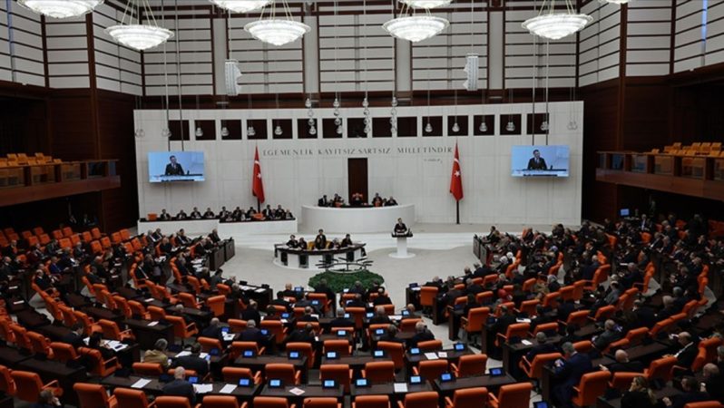 TBMM iki gün tatil
