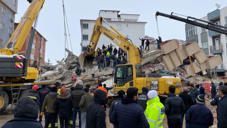TMB’den “iş makinelerini zelzele bölgesine yönlendirme” daveti