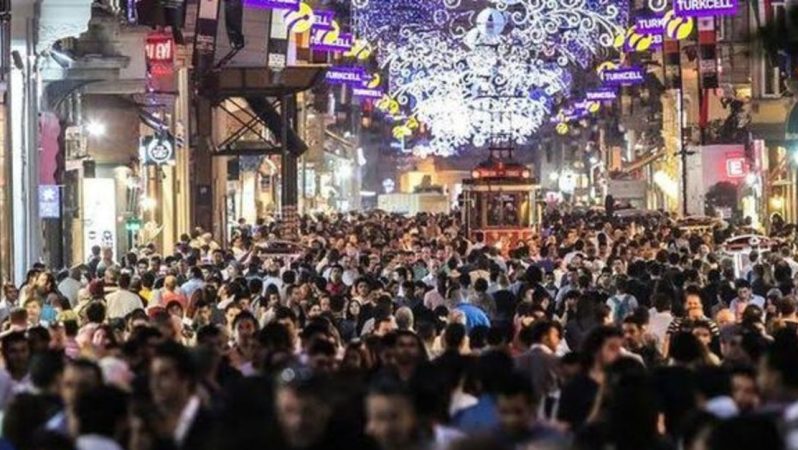 TÜİK: Türkiye’nin nüfusu 2022’de 85,3 milyon kişi oldu