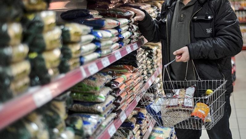 “Tüketici ucuz fiyat için market market dolaşıyor”