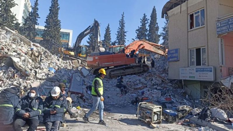 TÜRKONFED ve TÜSİAD afet bölgesini ziyaret etti