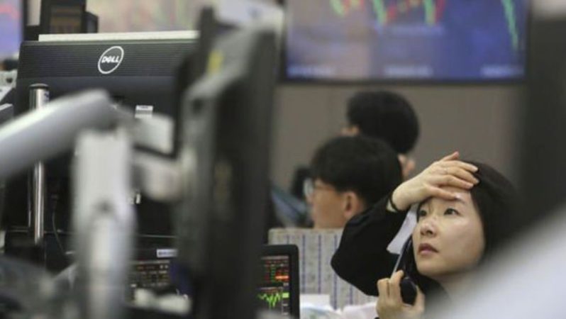 Asya borsalarında Hong Kong öncülüğünde karışık seyir