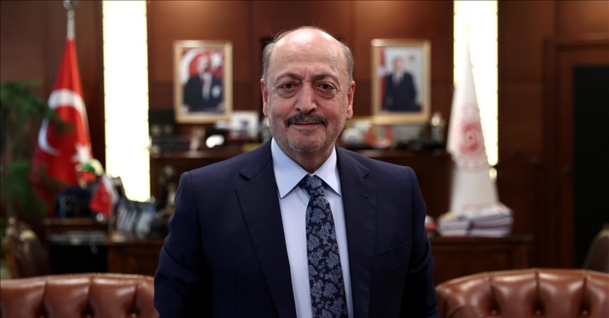 Bakan Alim’den emekli aylıklarına ait açıklama