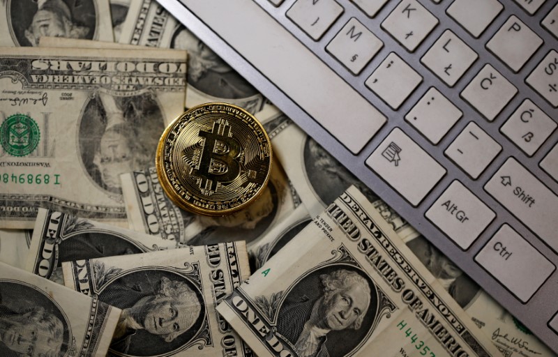 Bir kripto borsası daha dolar süreçlerini durdurdu