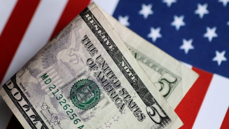 Dolar 7 haftanın en düşük düzeyine yakın: Fed faiz artırımına orta verecek mi?