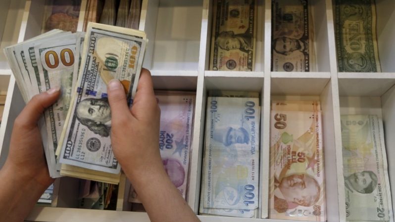 Dolar/TL’de yükseliş sürüyor