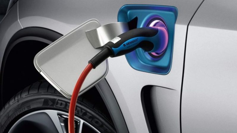Elektrikli oto satışı yılın birinci 2 ayında sürat kazandı