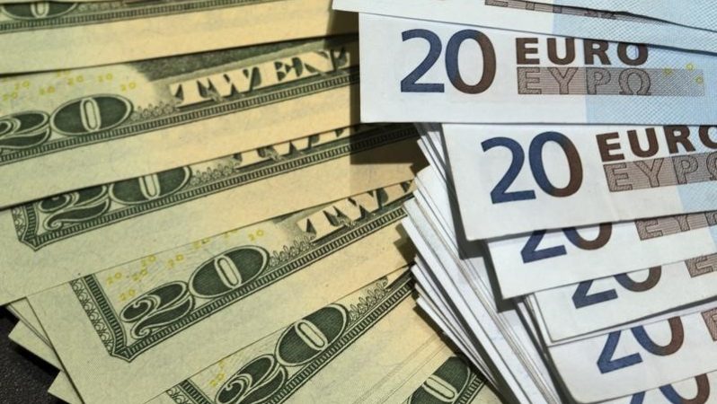 Euro/TL ve dolar/TL rekor tazeledi