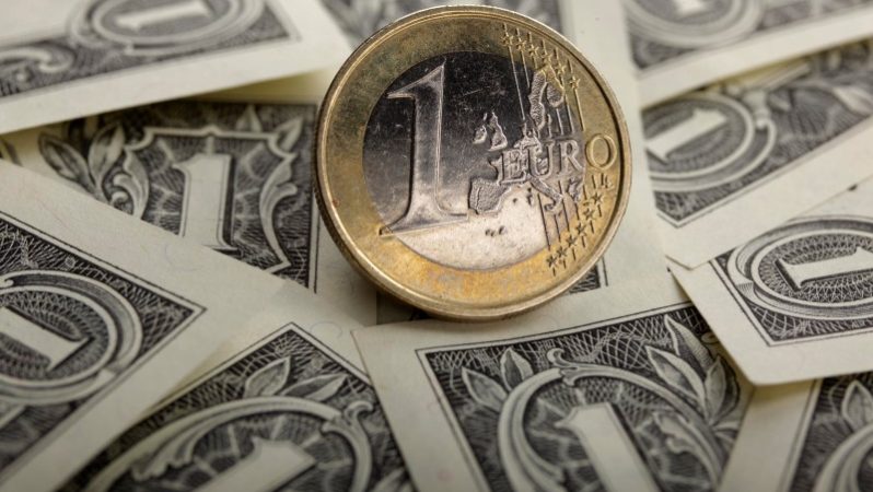 Kritik ECB toplantısı öncesinde Euro/Dolar kuru güçlenmeye devam ediyor