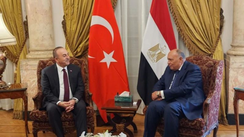 Mısır’a 10 yıl sonra birinci resmî ziyaret