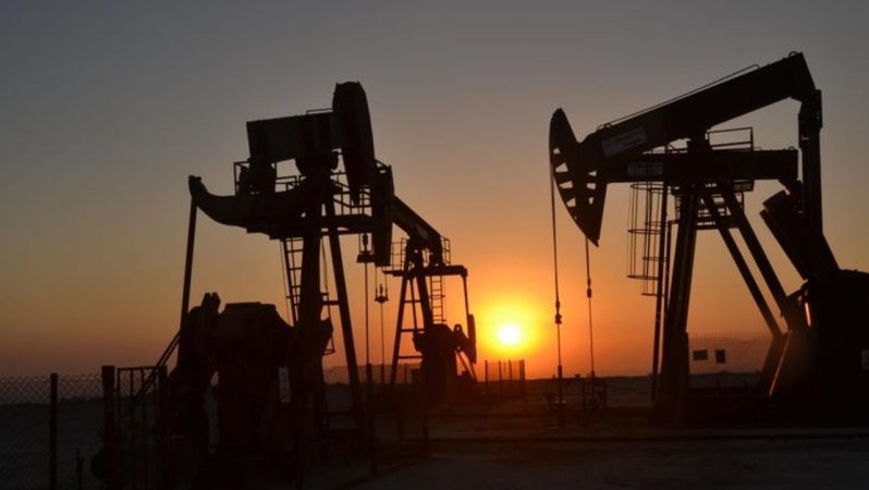 Petrolde SVB dalgalanması