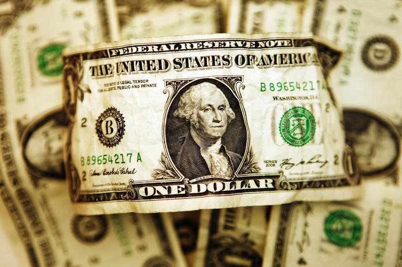 Powell’ın sunumu öncesinde dolar düşüş yaşadı