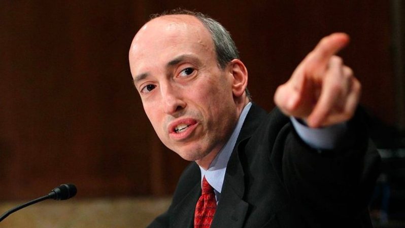 SEC Lideri, Düzenlemeler için Fon Gereksinimine Değindi