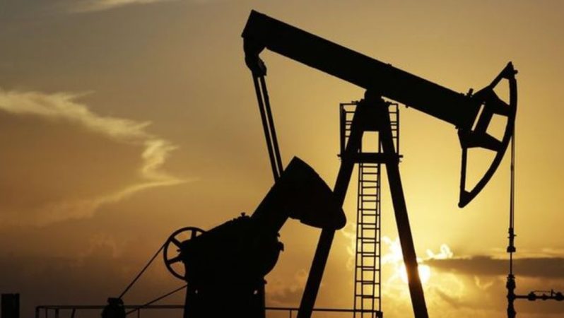 Suudi Arabistan Petrol Bakanı’ndan tavan fiyat uyarısı