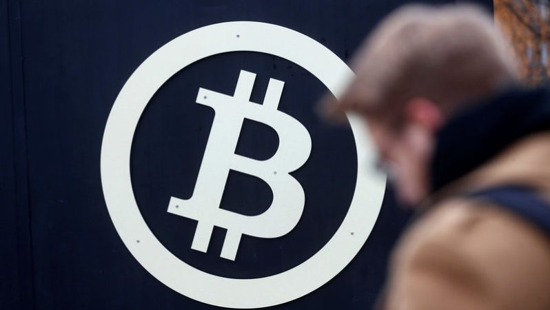 XRP 10% oranında geriledi