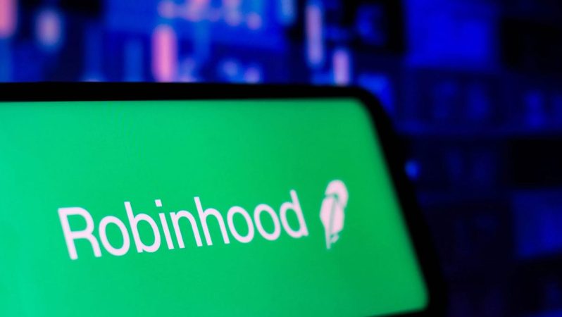 ABD Düzenleyicisi Robinhood’un Cezasına Dair Açıklama Yaptı