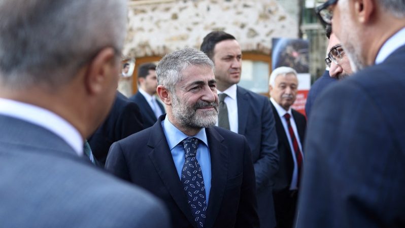 Bakan Nebati: “Büyümeyi enflasyona kurban etmedik”