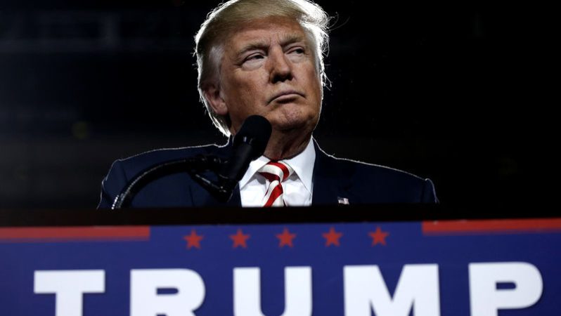 Birçok cürümle itham edilen Donal Trump’ın NFT koleksiyonuna talep artıyor