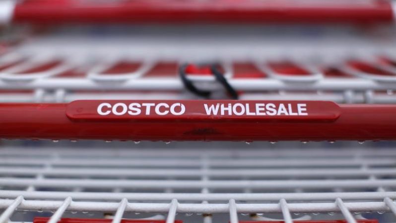 Costco’nun hayal kırıklığı yaratan Mart satışları, pay bedeline mal oldu