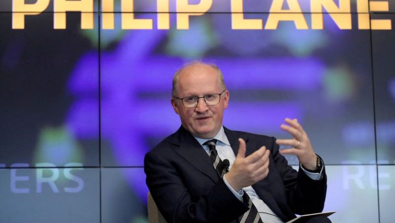 ECB’den Lane: “Tahminlerimiz gerçekleşirse faizleri tekrar artırmak gerekebilir”