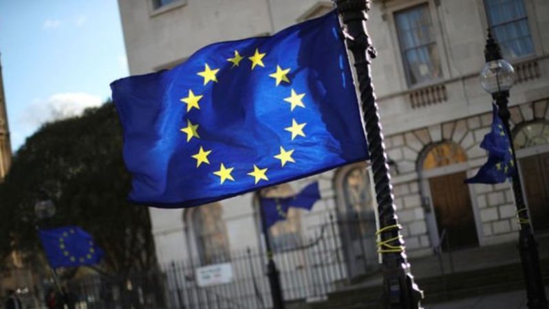 Euro Bölgesi’nde ÜFE 5. ayda da geriledi